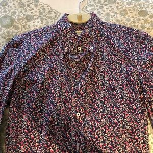 Carolina Herrera button down shirts